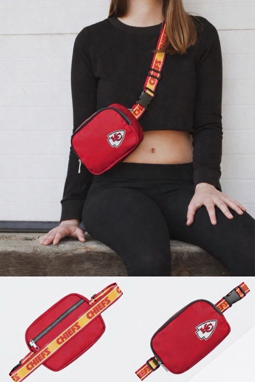 NFL Kansas City Chiefs Wordmark Crossbody Belt Bag